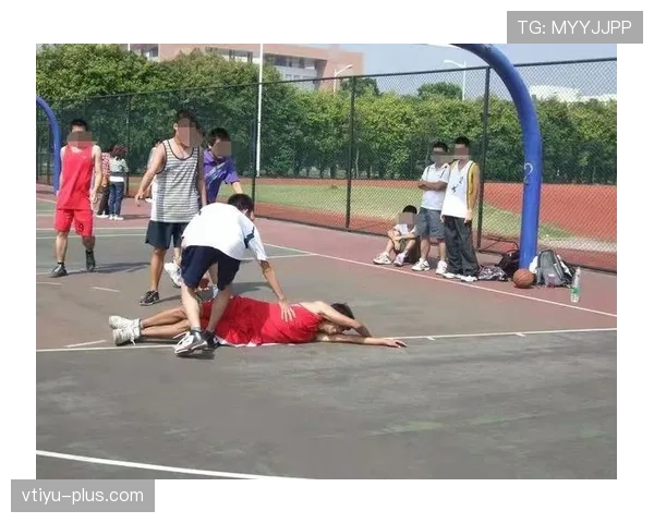 解读篮球规则：双方犯规的界定标准与处理流程